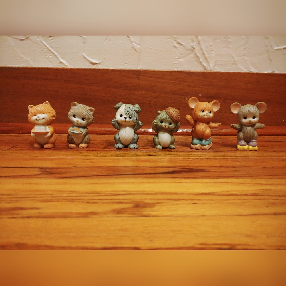Vintage lot of 6 90's AVON woodland forest critters Figurines Knickknacks